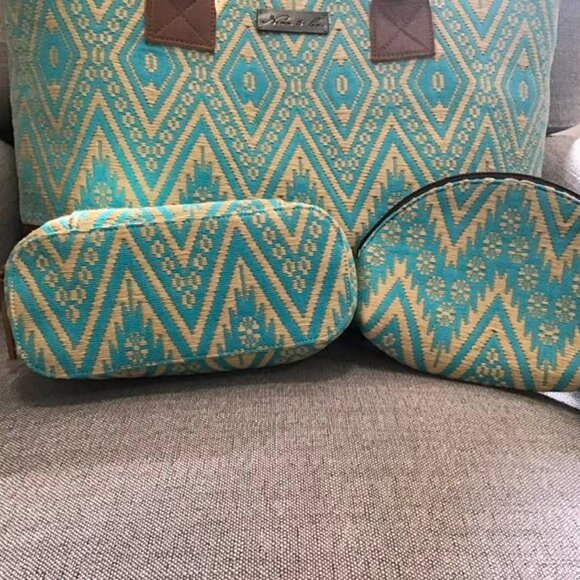 Nena & Co Teal & Sand Valiant Forever Tote Set - Picture 9 of 9